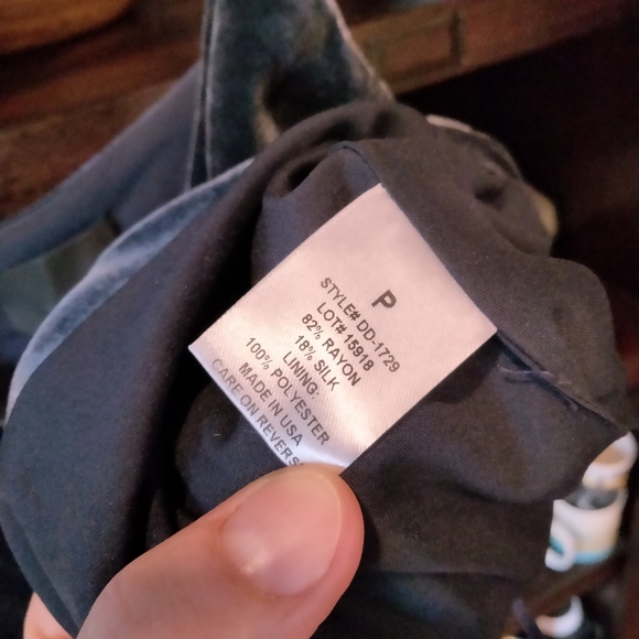 Intermix Silk blend velvet camisole tank top blue - Picture 4 of 5